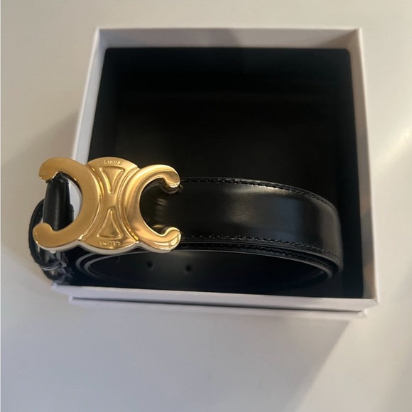 Celine triomphe medium belt in black calfskin. - Picture 3 of 3